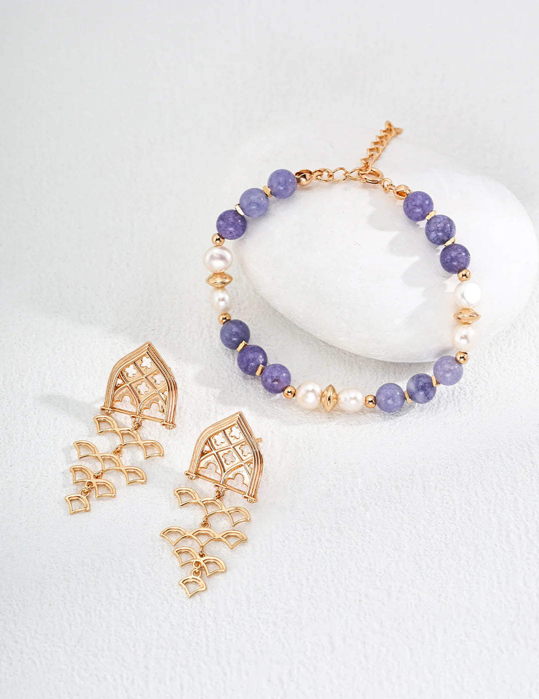 Spiritual Wellness — Pearl with Kunzite Bracelet